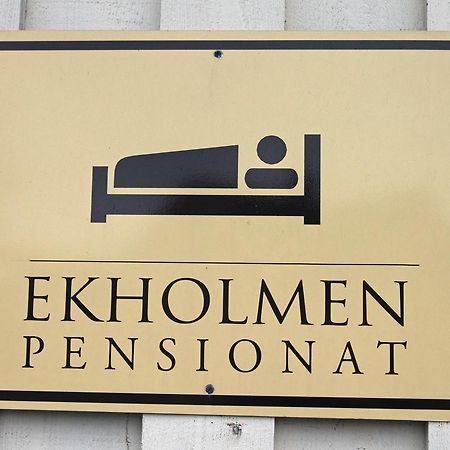 Pensionat Ekholmen Vessigebro Exterior photo